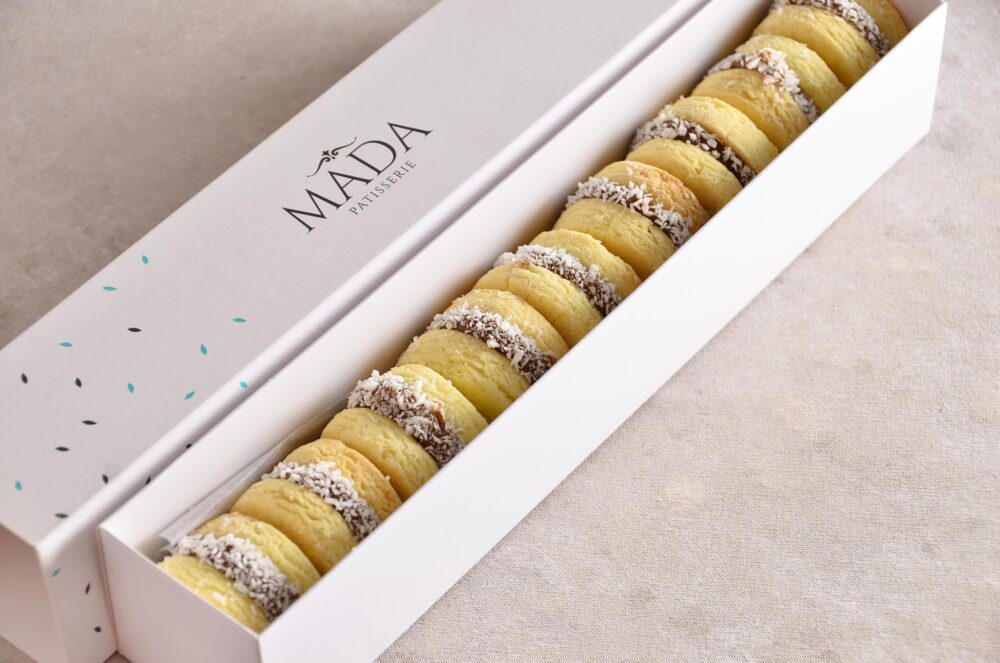 Caja alfajores maicena x 9